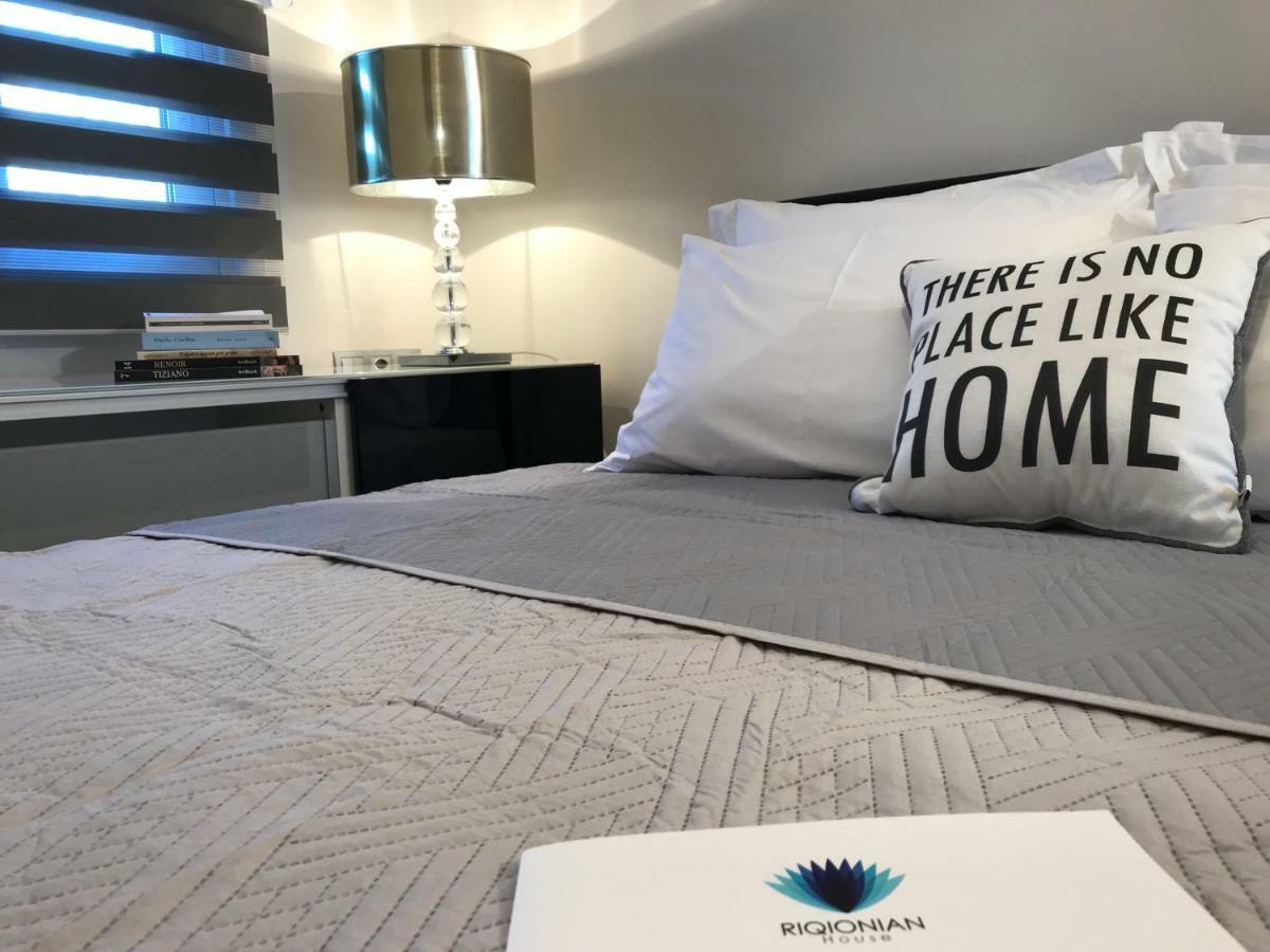 Riqionian House Villa Vromonérion Екстериор снимка